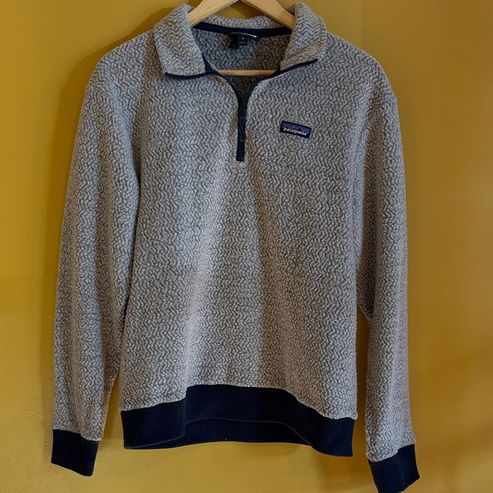 Patagonia Women’s Gray Quarter-Zip Fleece Pullover
